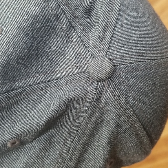 Fox brand  Created To Destroy dark gray adjustable hat - Picture 4 of 5